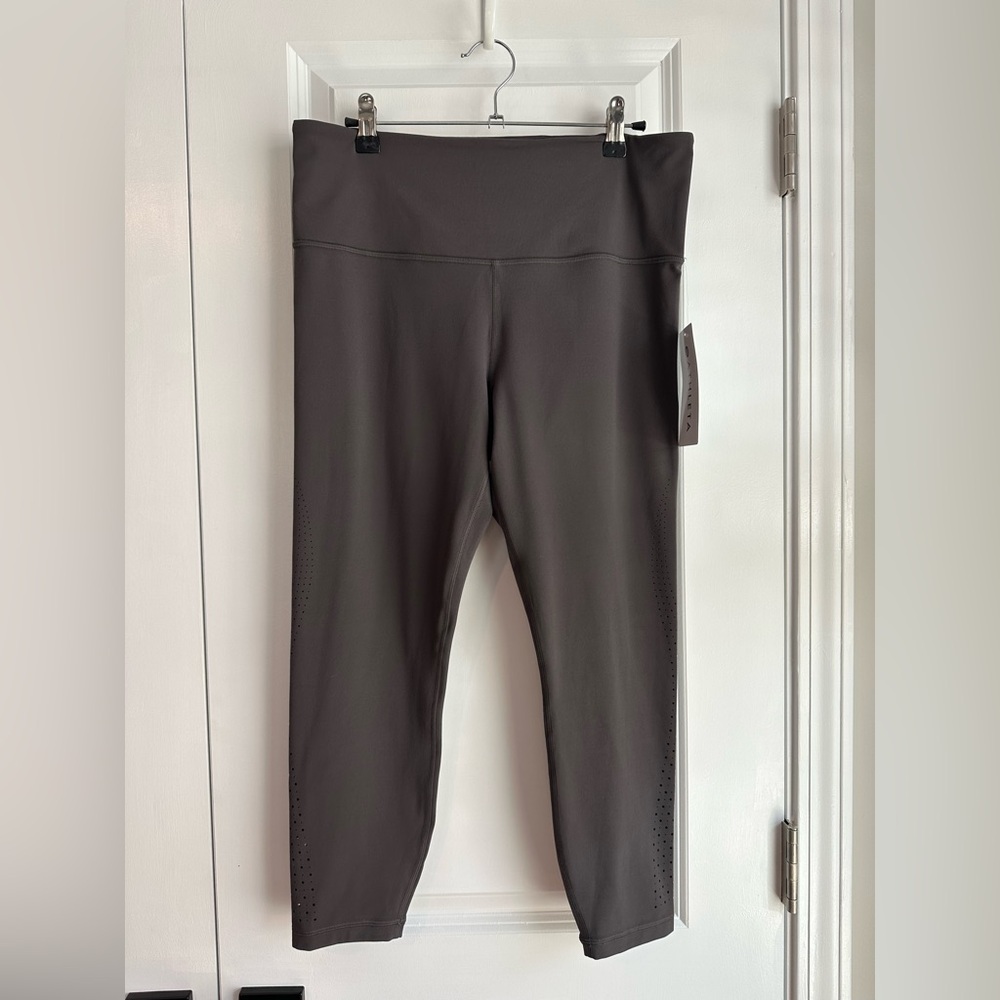 Athleta Elation Lasercut 7/8 Tight Gray NWT Size L